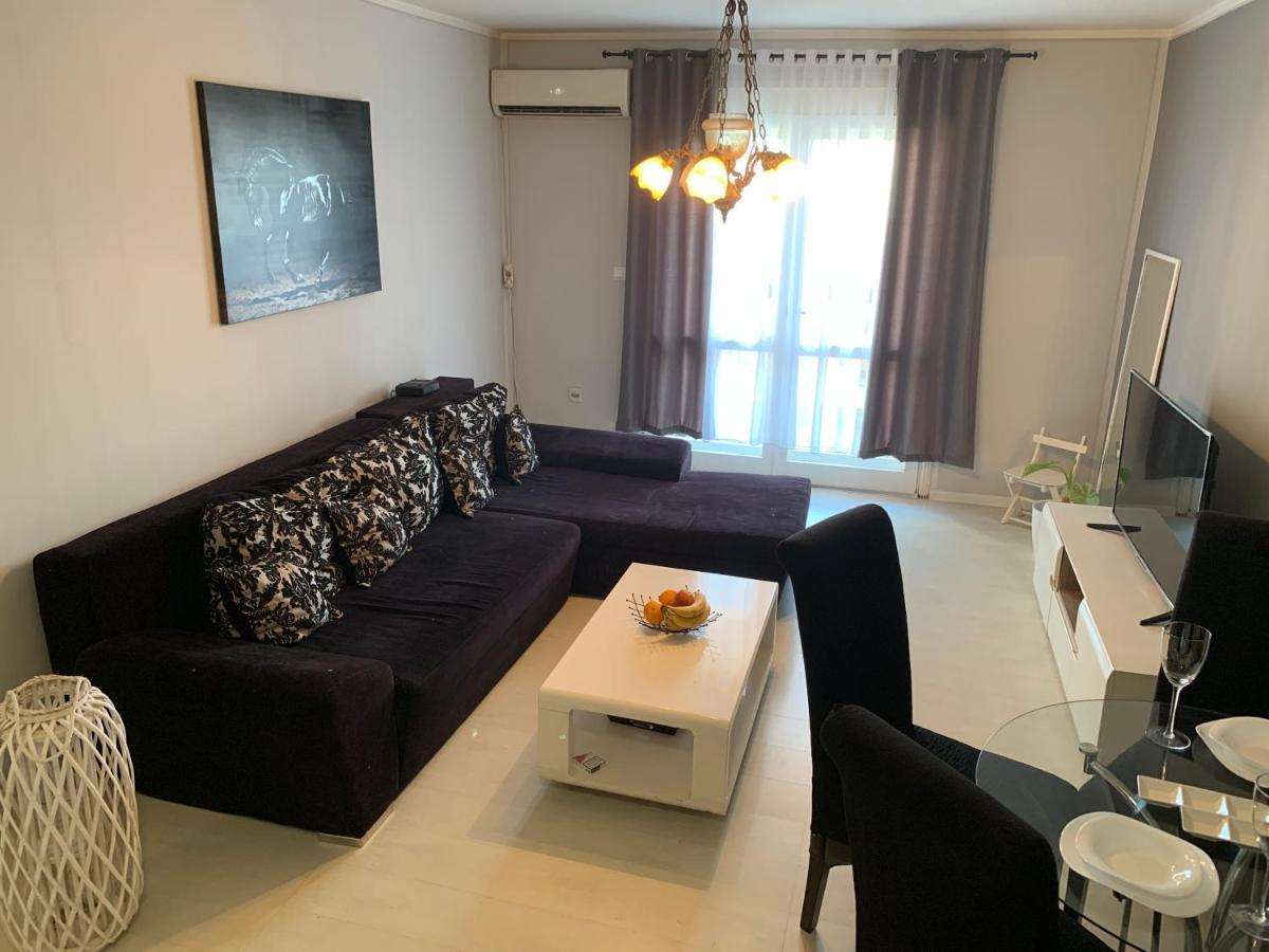Black Horse Podgorica Ngoại thất bức ảnh